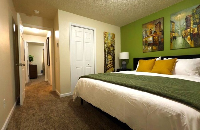 Check out this new urban apartment, walking distance to downtown Olympia and on the bus line!