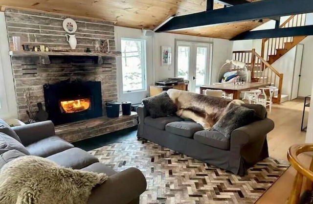 Cheekymoose Mountain House