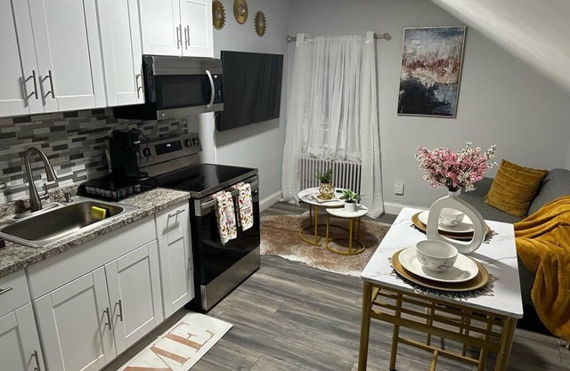 Cheerful 2 Bedroom Apartment