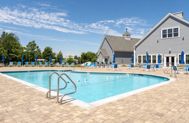 Cheerful 2 Bedroom Vacation Home with Pool!