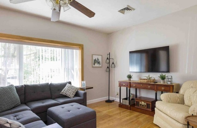 Brand New to VRBO…. Cheerful 3-Bedroom Home