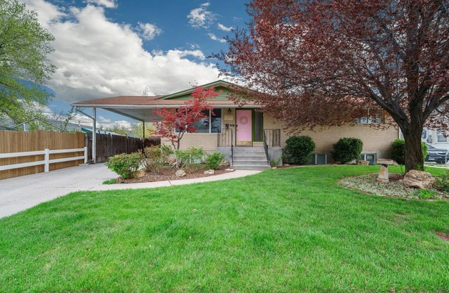 Cheerful 3-bedroom monthly rental in the heart of Provo