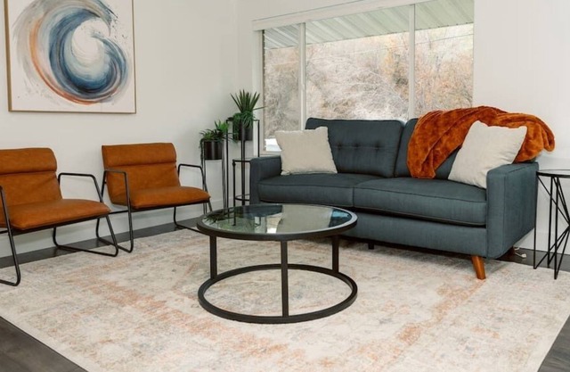Cheerful 3 Bedroom near USU - Inspiring Memories