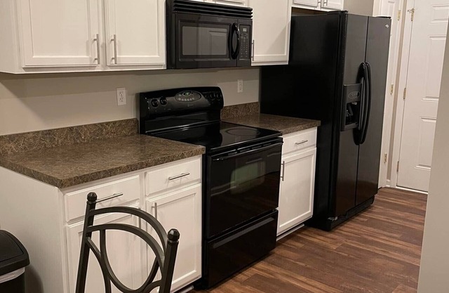 CHEERFUL 3-BEDROOM HOME IN MARTINSBURG