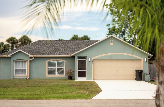CHEERFUL 3 BEDROOM HOME