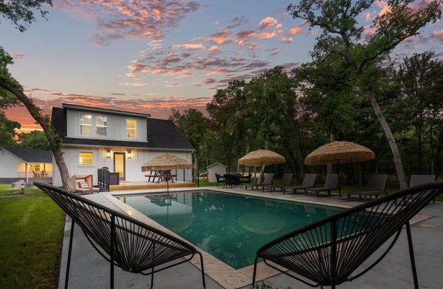 Cheerful acreage with a petting zoo, pool, firepit