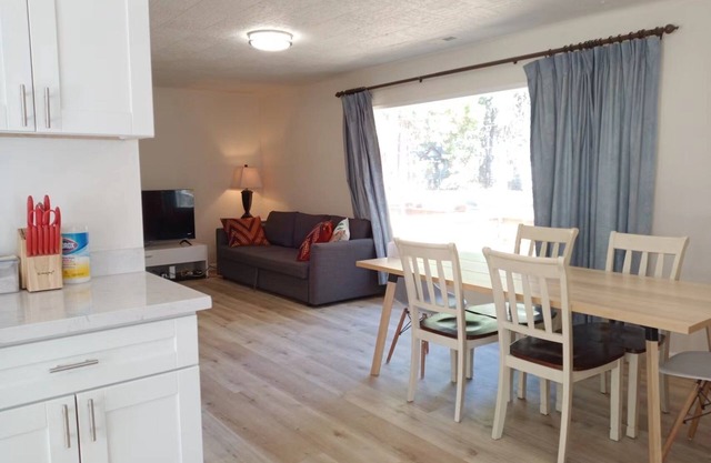 Cheerful Cabin in South Lake Tahoe