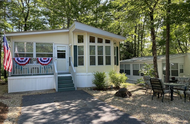 Cheerful cottage with All inclusive family fun!