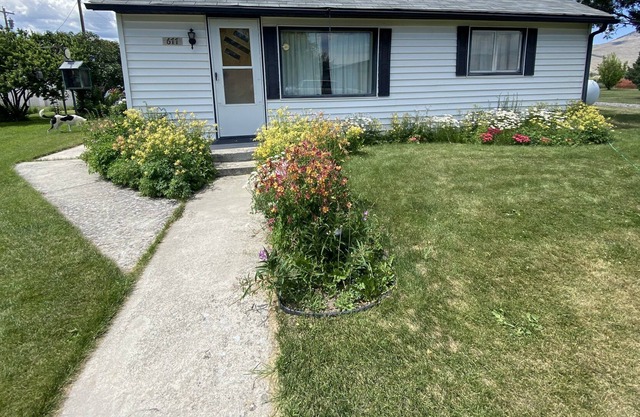 Cheerful Home With Fenced in Yard & Parking