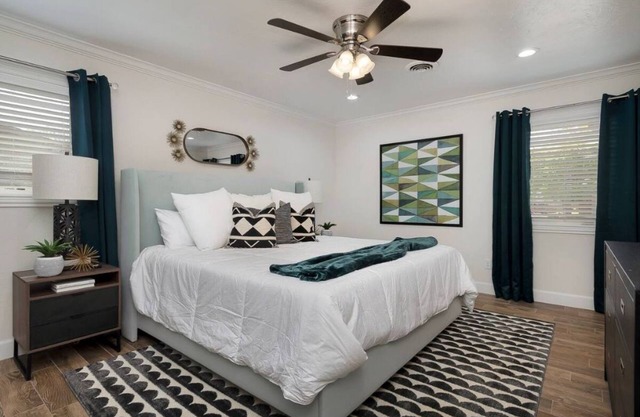 Cheerful Oasis|3bd 2bath|Central Location|FamIlies