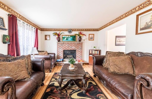 Cheerful Pocono home away from home