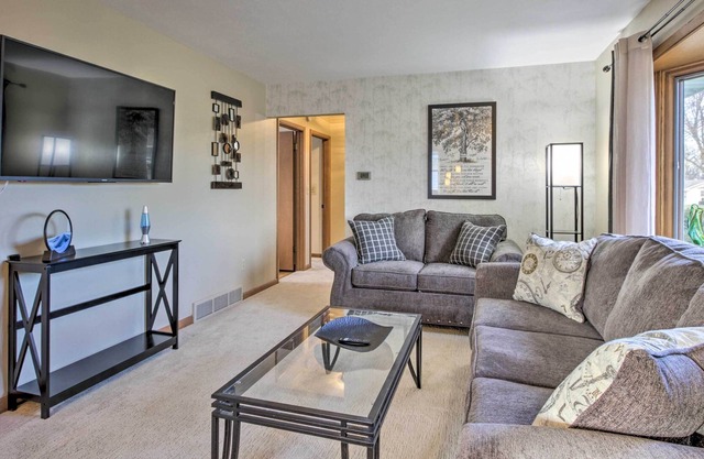 NEW! Cheerful Rochester Retreat w/ Workout Room!