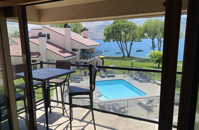 Chelan Shores Two Bedroom Gem