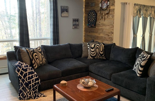 CheRobs Chalet @ Seasons Mount Snow - Apartment mit zwei Schlafzimmern und Annehmlichkeiten