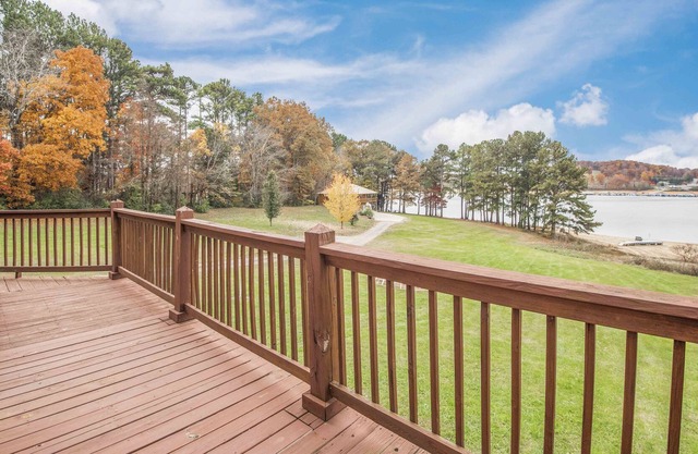 Cherokee Lake Front Cabin mit eigenem Dock