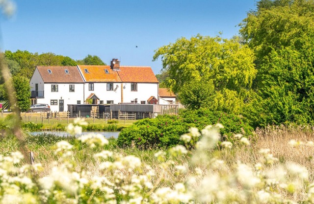Cherry Tree Cottage | 2 bedroom | Countryside
