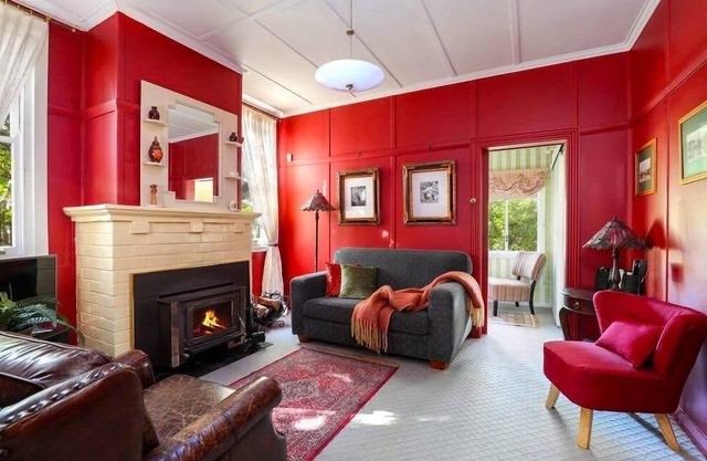 Cherry Tree Cottage - Charming 3 Bedroom Cottage, Large Picnic Garden, Fireplace