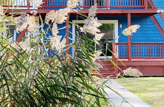 Chesapeake Bay waterfront; Private pier; Breathtaking Views!
