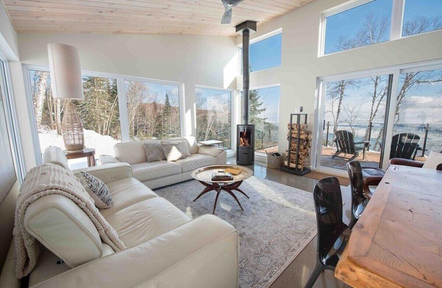 Chez Annie 215 | Comfortable bliss, spectacular view