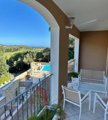 Chia Villas