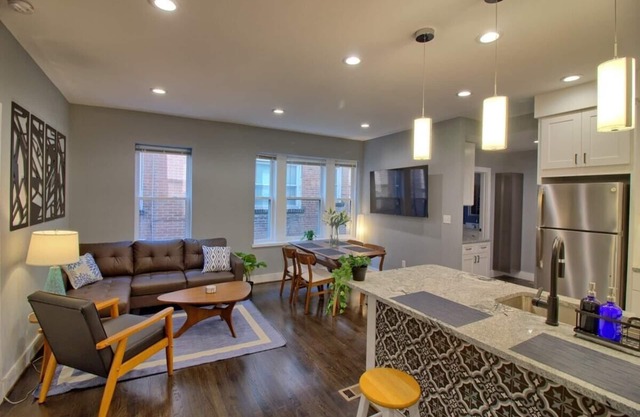 Chic 3BR Gem | TG Park | Patio+Yard+W/D+Workspace