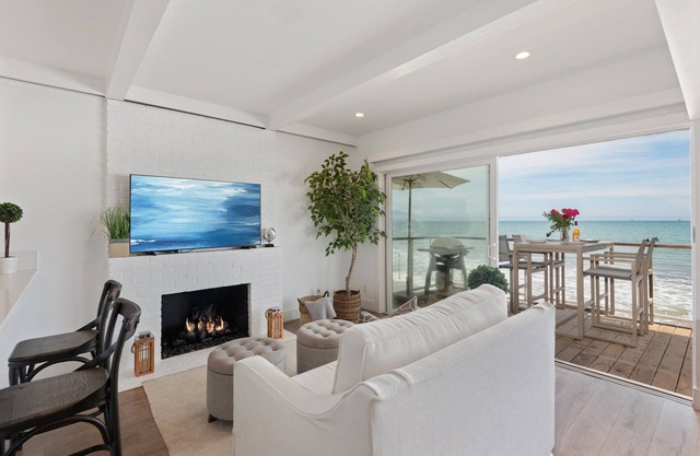 Chic and Blissful Beachfront Home Right on Miramar Beach!