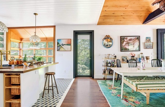Chic and secluded Montauk retreat with designer interiors, lush outdoor.