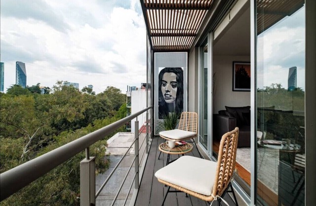 Chic Apartment in Condesa with balcony and park view