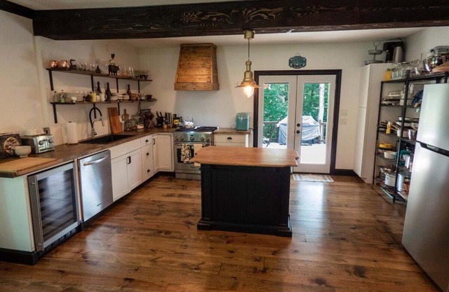 Chic Catskills Farmhouse