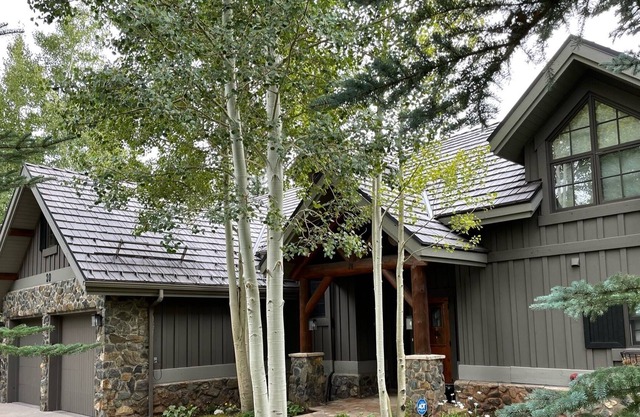 Chic Cordillera 4BR Hot Tub/Pool table/Pingpong