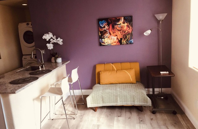 Chic corporate apartment in Sunnyvale near Apple, Microsoft, LinkedIn
