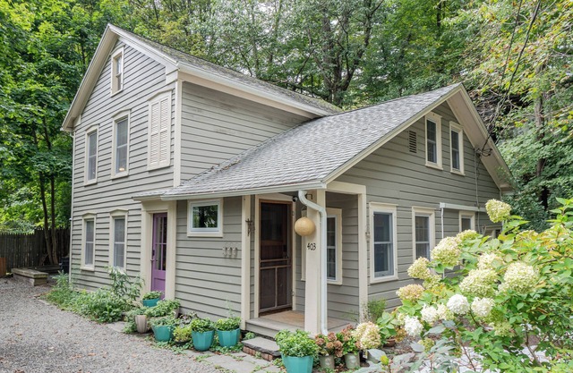 Chic Farmhouse Woodstock Saugerties Skiing HITS Hiking