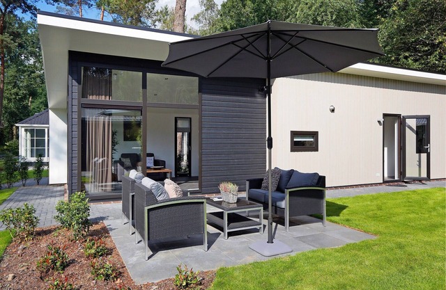 Modernes Chalet am Waldrand