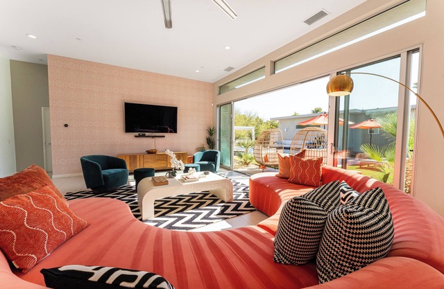 Exklusives Palm Springs Hideaway mit privater Casita