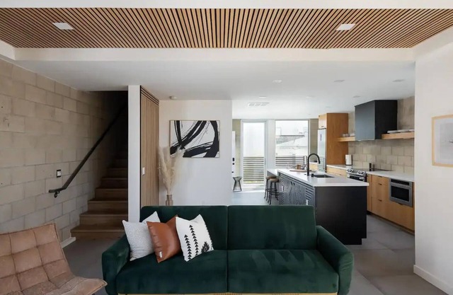 Chic Little Italy Home w AC, Location and a Private Studio w patio