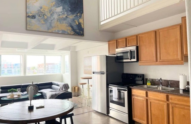 Chic Loft in Little Italy w/ City Views n Parking