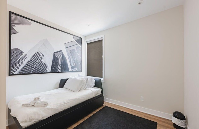 Chic & Modern 2BR w/AC in the Heart of MTL- 57