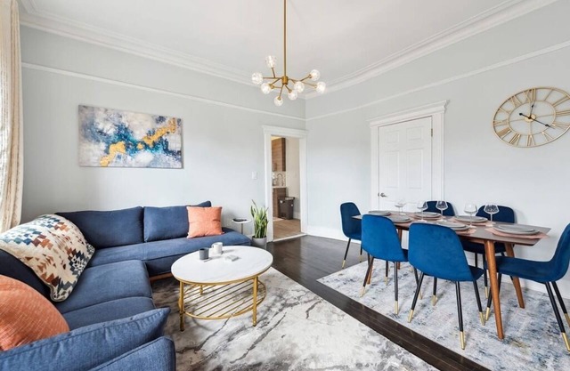 Chic & Modern 35 Mins to NYC Extended Stays