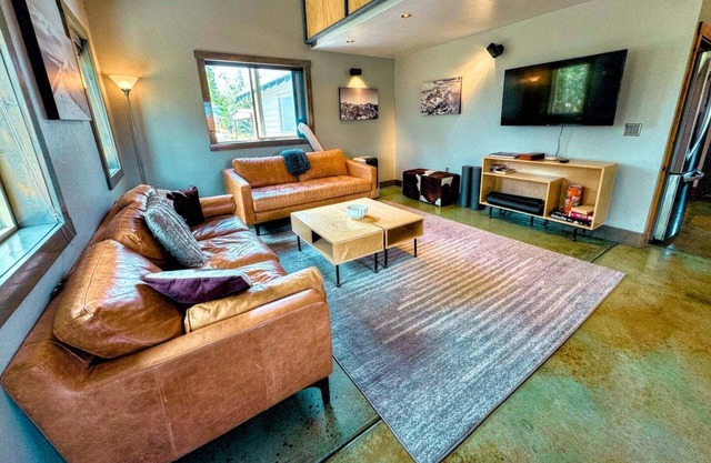 Chic Mountain Home in Driggs, Near Grand Targhee