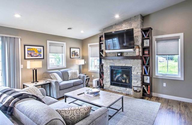 Chic Plymouth Townhome < 1 Mi to Road America