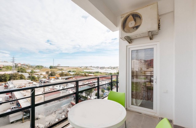 Chic Residence w Balcony 5 min to Beach in Alanya