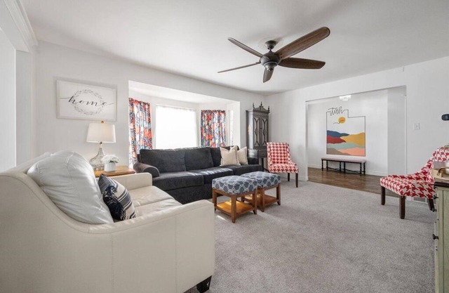 Chic Retreat: Your Dream Getaway Awaits - Pets Too