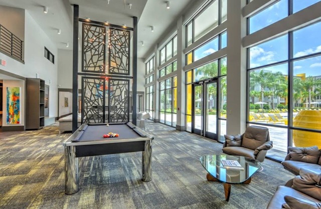 Luxurious Modern *NEW* Apt *Shops*Pool*BEACH*W/D