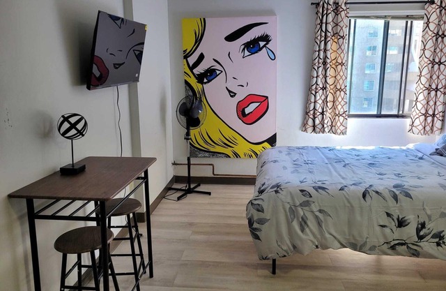Chic Studio Escape in Downtown Calgary