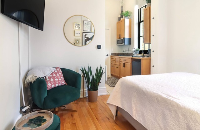 Chic Studio in Historic Village~Walk to Restaurants, Shops, and Trails!