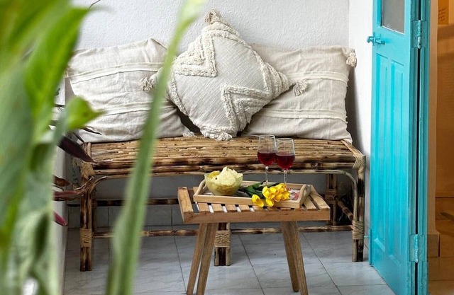 Chic Studio+Pool+2mins-Baga Lane