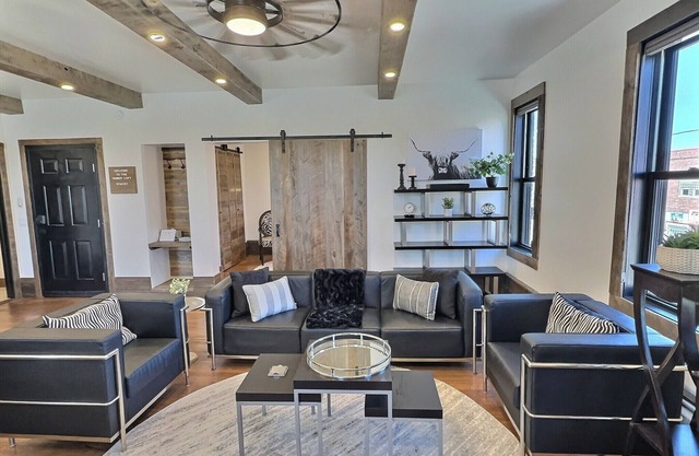 Chic Urban One-Bedroom Loft in downtown Big Timber w/ Recreation All Around