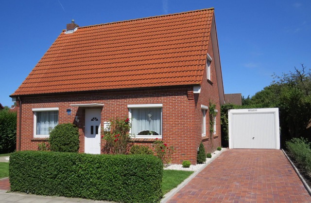Kinderfreundl. Einfamilienhaus m. Garage, Fahrräder, WLAN, Strandkorb im Garten