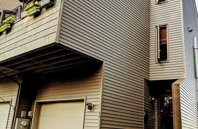 Chill Lake Channel 'Brewhouse' Townhouse: 2 bedrooms on Lake Winnebago