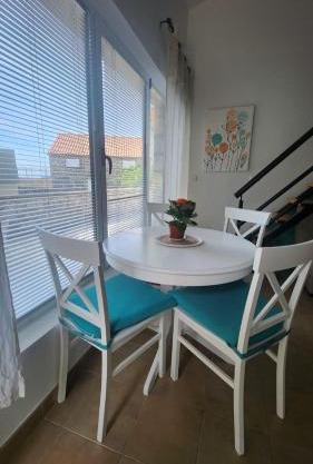 Chill zone houses Katun Reževići